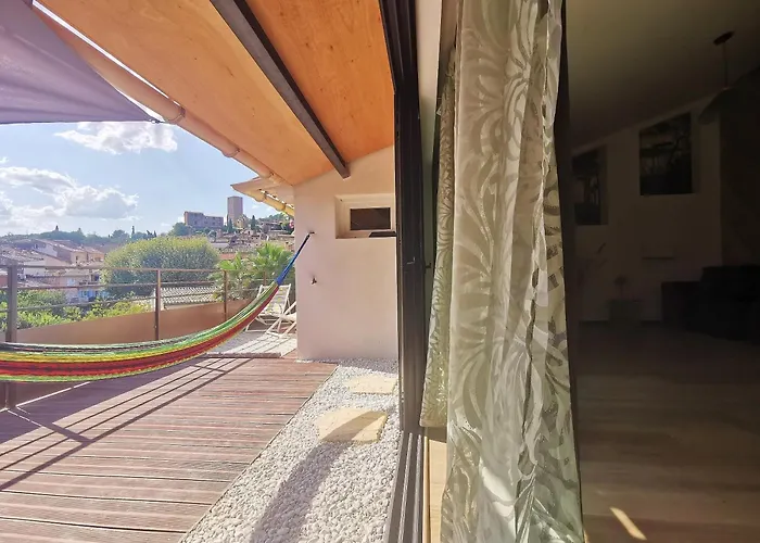 Le Nid En Chante Vue Panoramique